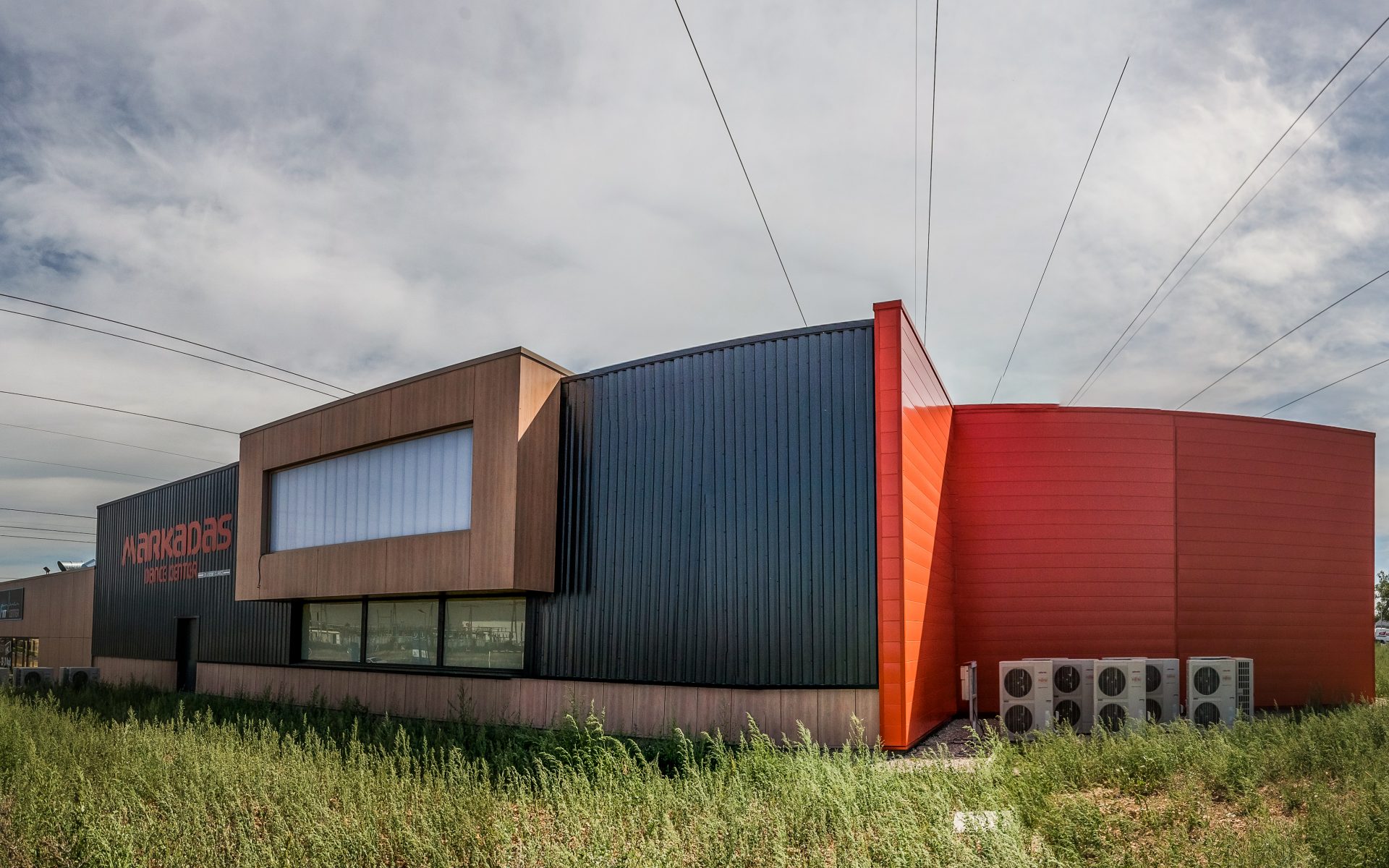 MARKADAS bâtiment d'activités école de danse